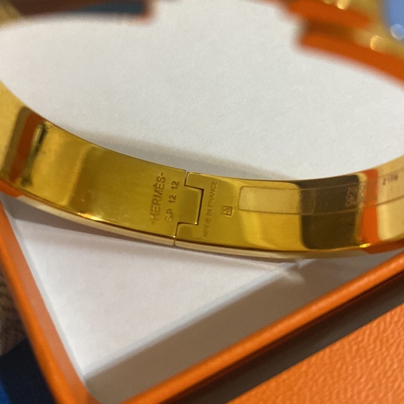 RARE HERMÈS CLIC H BRACELET - Picture 11 of 17